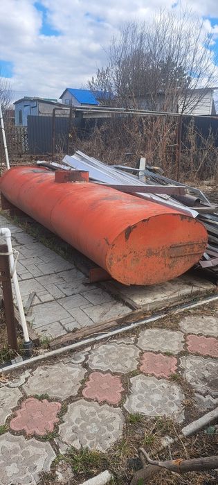 Продам бочку на 1000л