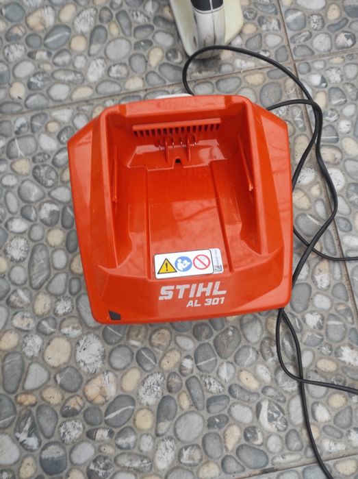 Set 2 scule STIHL