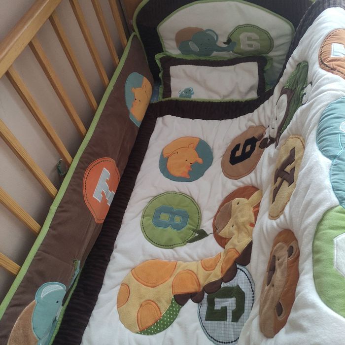 Бортики на кровать