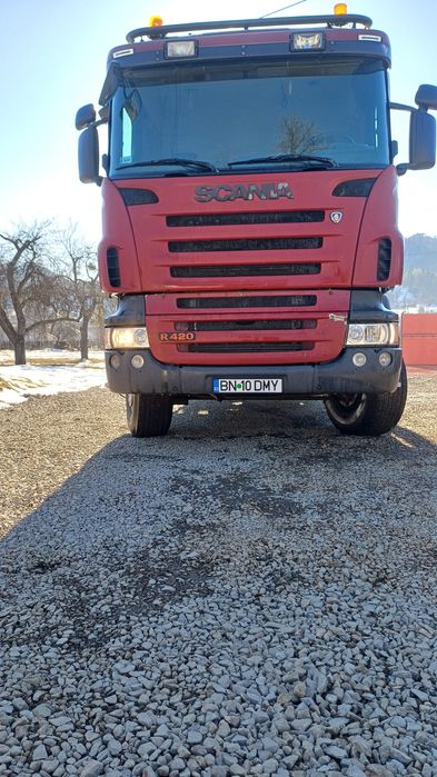 Vând scania R 420  cu macara forestieră