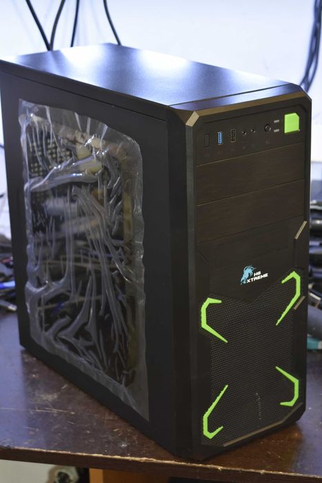 Кутия Omega HG Xtreme SX-C3153A PANEL+FAN, ATX/mATX, 2x USB 2.0, черна, без захранване