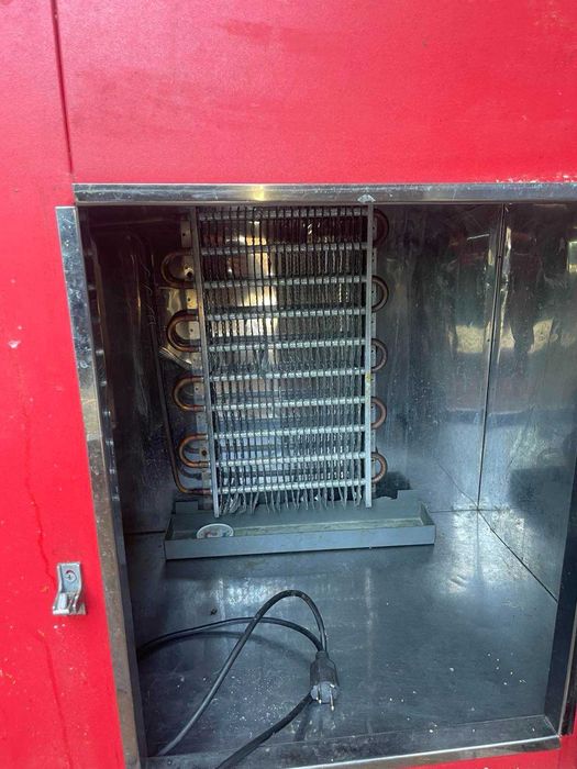 Хладилна витрина