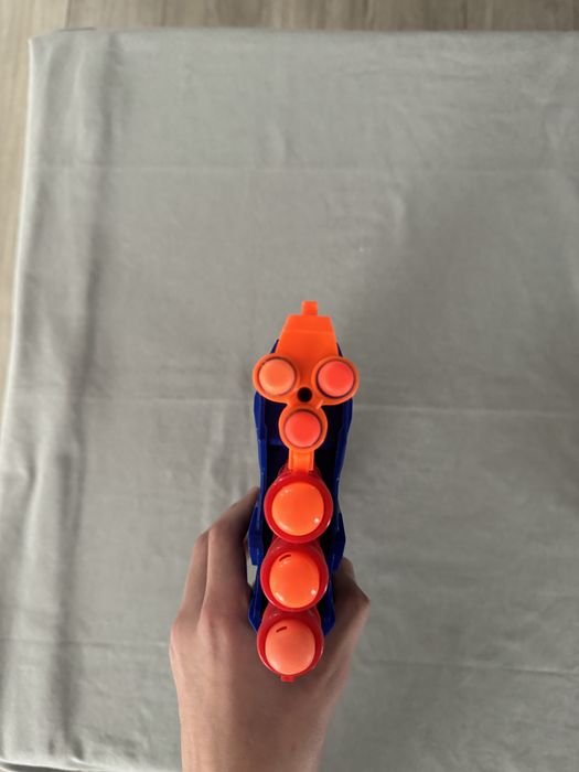 Pistol Nerf Dual-Strike ca nou!
