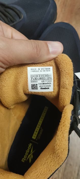 Продам обувь Reebok.