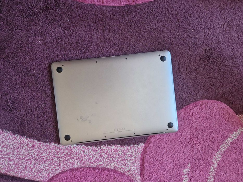 MacBook A1534 EMC 2746