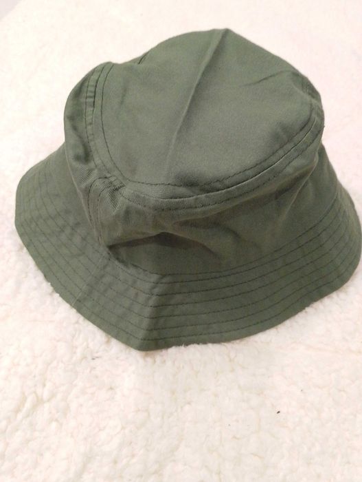 Обява 43 Шалчета и други,Всичко по 3 лева.