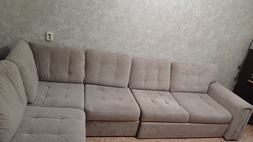 Диван мягкий угловой