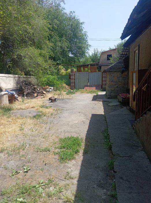 Здам целый дом .