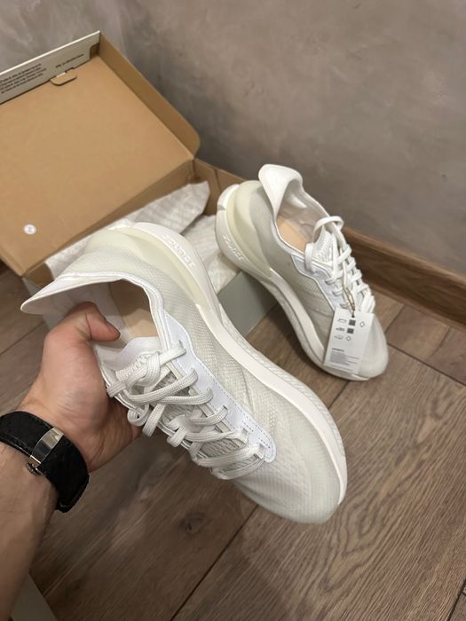 Adidas кросовки оригинал 39/40