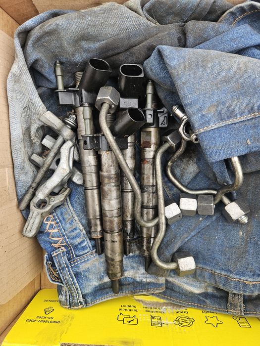 Дюзи за Bmw 1 bmw x3 bmw e 60 2.0dizel 177ks 2007god