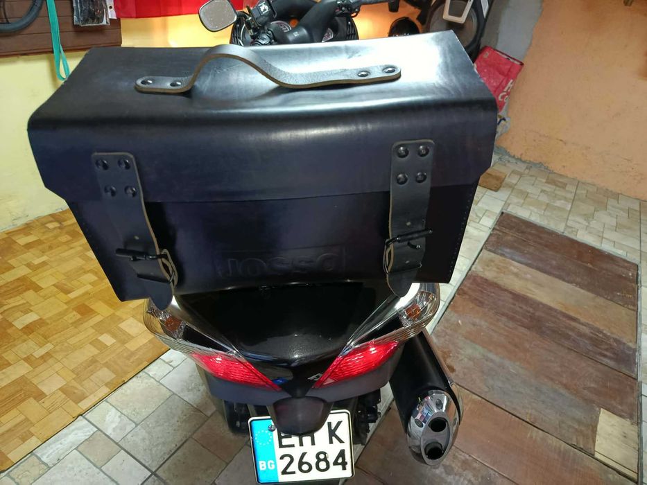 Скутер Honda Silver Wing