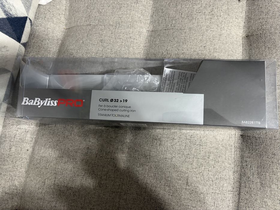 Професионална маша BaByliss PRO - почти нова, пълен комплект