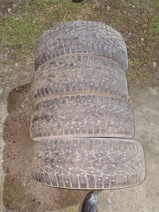 Продам зимние шины