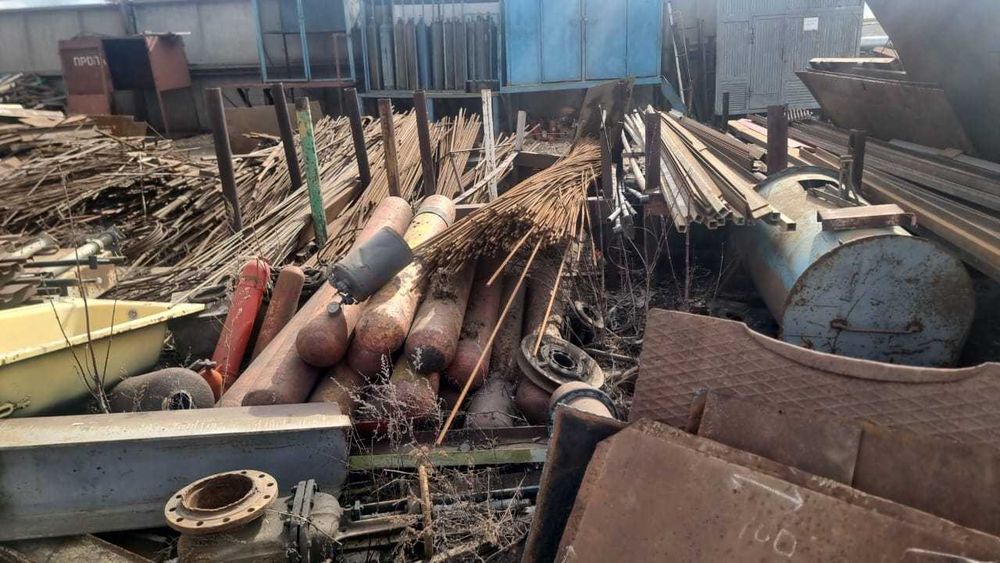 Продам арматуру новую