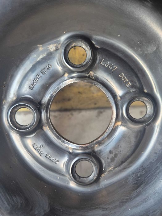 ROTI Jante + Anvelope de IARNA - 4x100 17'' 5J ET 40 - OEM TOYOTA AYGO X - 175/65/17 - Falken CA NOI - DOT 4023 !