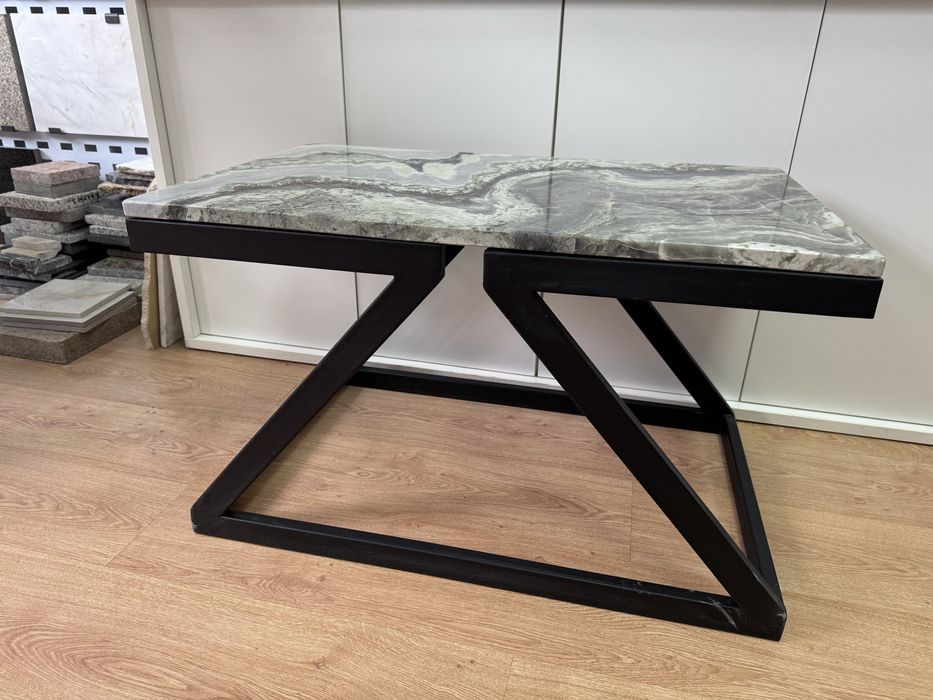 Журнальные столики из мрамора
