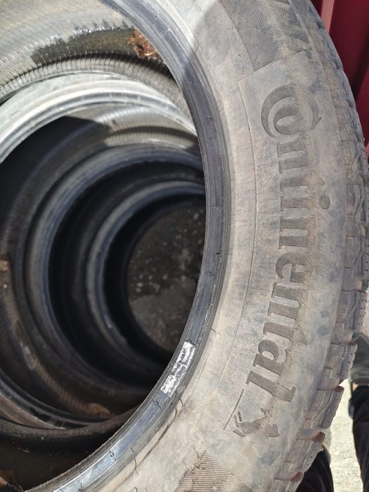 Продам шины резина 235/55 R20.