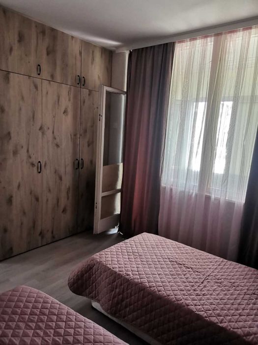 Дава се под наем Тристаен апартамент в Търговище, Център - 80 кв.м за 336.6 € - Снимка #7