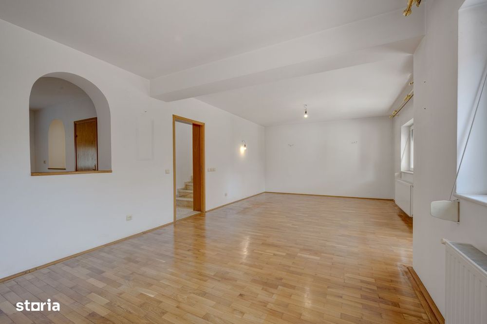 Casă în complex, stare bună, acces facil | Iancu Nicolae