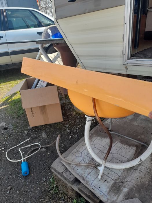 Продавам мивка за кемпер, каравана.