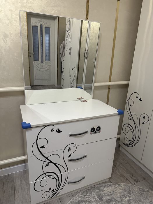 Прадаём .Б/у мебель