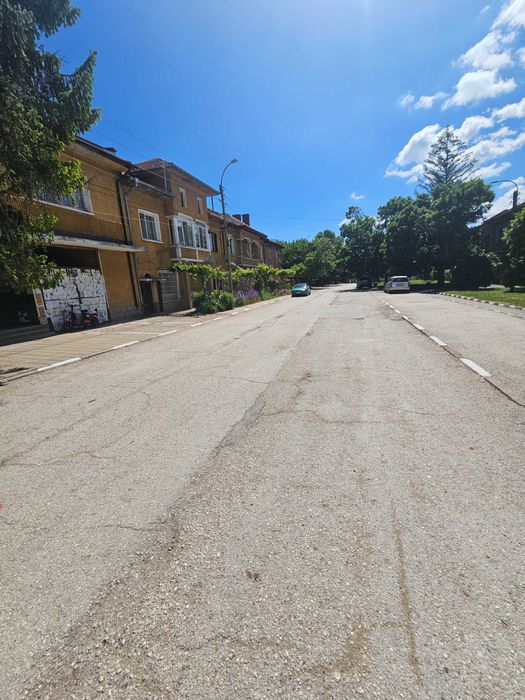 Продава се Къща в с. Тотлебен, Област Плевен - 980 кв.м за 19 €/кв.м - Снимка #1