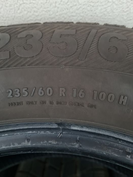 Зимни гуми 4 броя BARUM Polaris3 235 60 16 с дот 4219