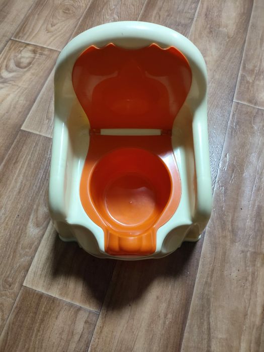 Детский горшок пластмассовый