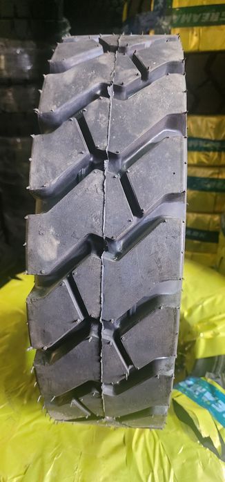 ШИНА Размера 6.50-10 камерный.GREAMARK(китай).