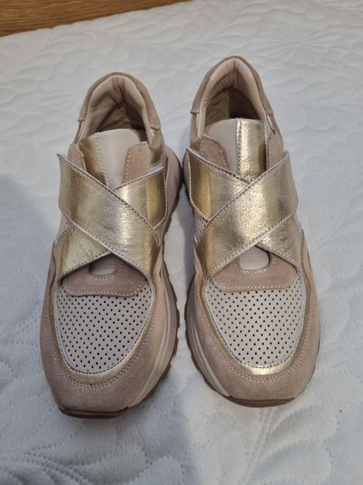 Спортни обувки естествена кожа 37 номер