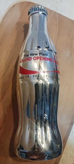 coca cola  колекционерска бутилка и чаша тип кенче