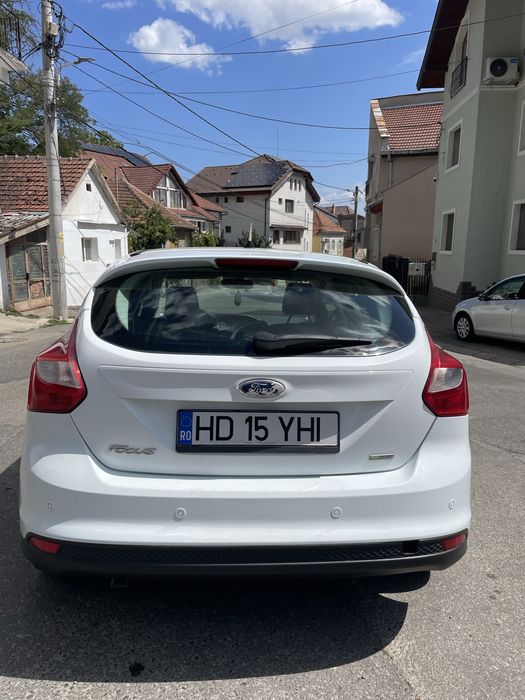 FORD Focus 2013 — imagine 3