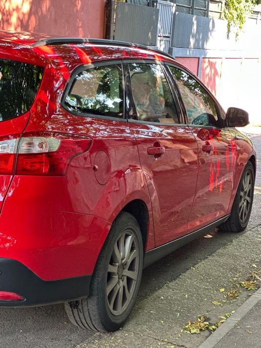 FORD Focus 2012 — imagine 4