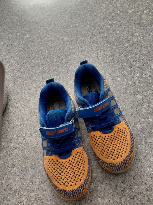 Продам  мокасины