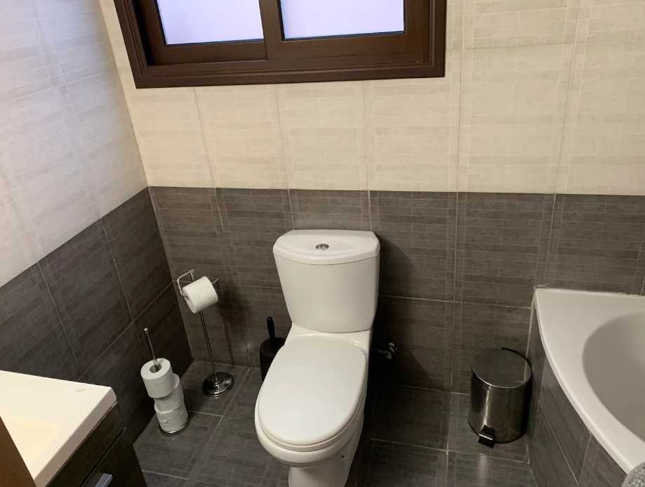 Дава се под наем Тристаен апартамент в Пловдив, Кършияка - 87 кв.м за 438.6 € - Снимка #3