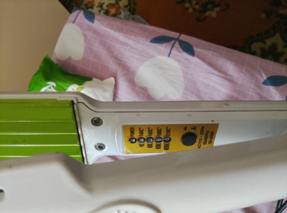 Продаёться плойка для волос