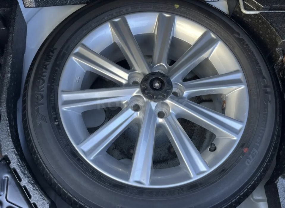 Камри 50 европейу 2.5 об