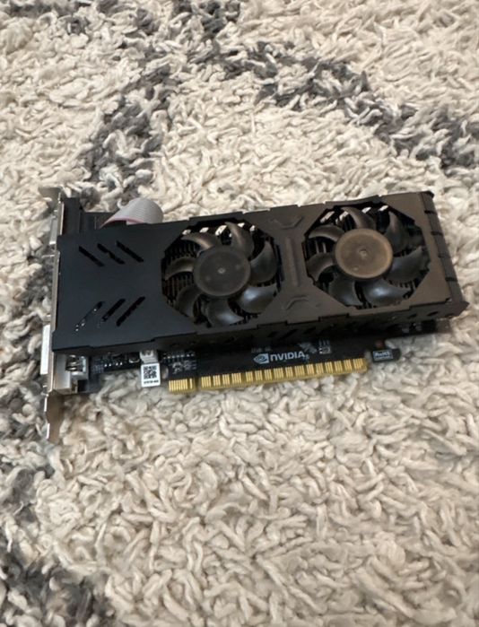 GeForce GTX 750 4gb GDDR5 128-bit