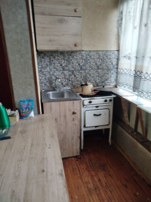 Продажа 2/4/4 на массиве Феруза