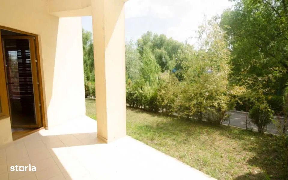 Pipera: Vila duplex cu 6 camere, ansamblu rezidential exclusivist