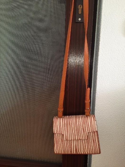 Geanta safari print piele eco de la Nice Things by Paloma S