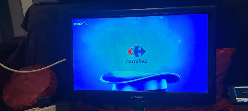 Led tv mic 22 inchi (55cm)
