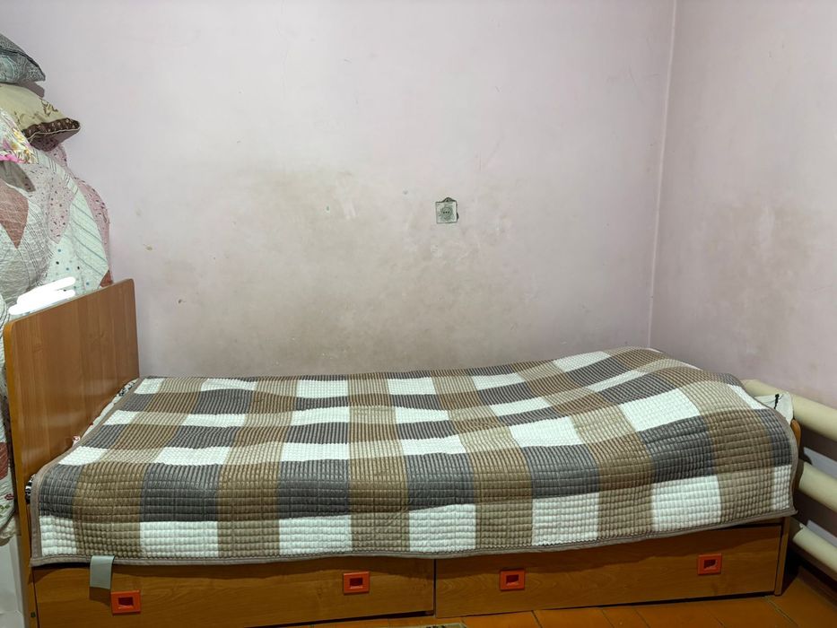 Продам мебель в детскую