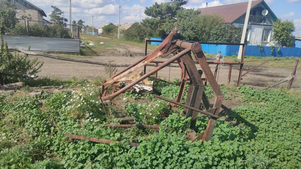 Трактор юмз в хорошем состоянии.