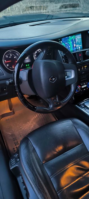 Renault Latitude Initiale Paris 2014