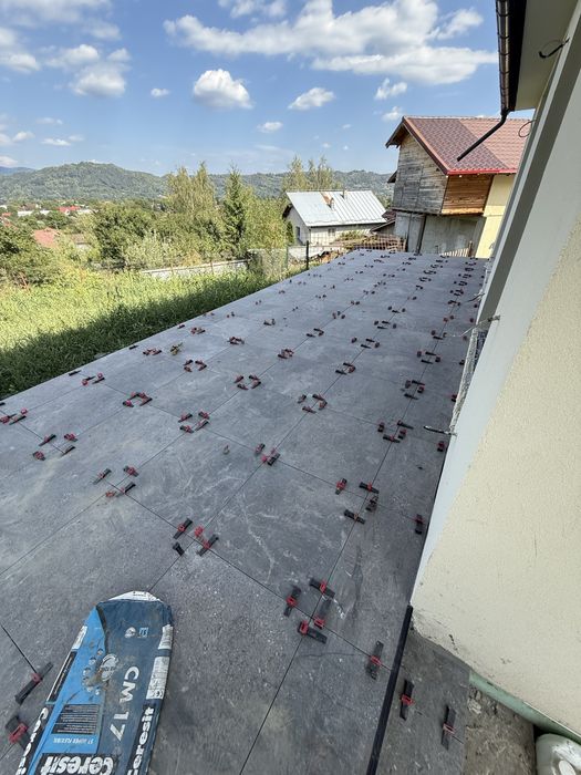 Constructii civile si industriale, case la rosu, interioare, renovari