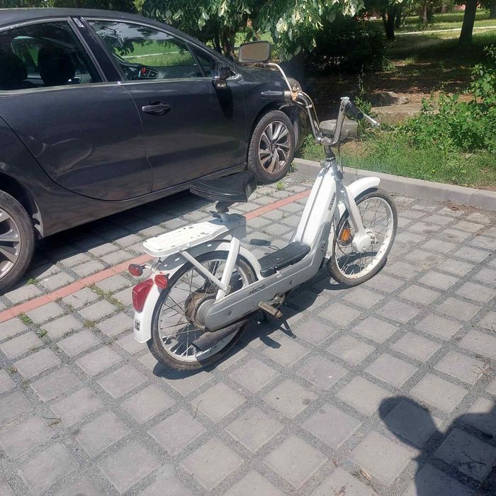 Мотопед  Piaggio Ciao с педали