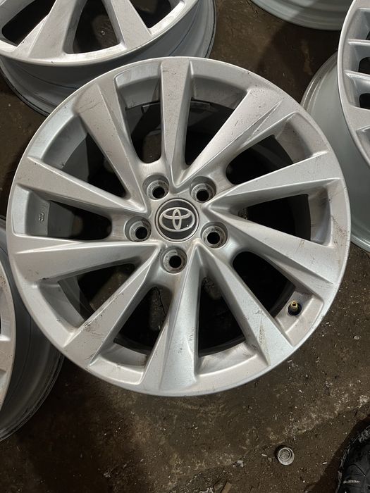 TOYOTA диска r17 камри 70/75
