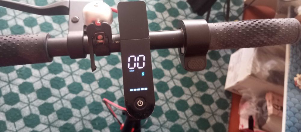 Электросамокат KUQUAY