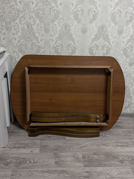 Продам стол, хороший)